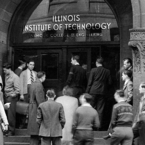 Students in front of Main Building, Illinois Institute of Technology, Chicago, IL