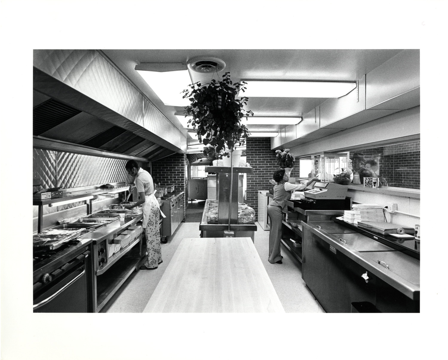 0380107-01-02-01-06-004-Service File.jpg